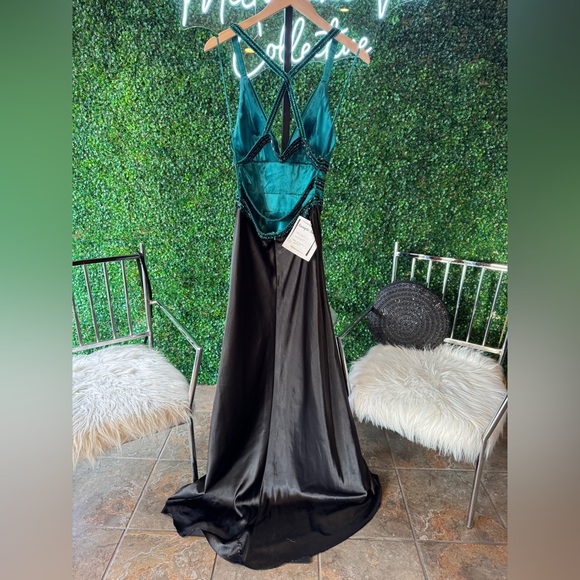 New Mori Lee Black & Teal Satin/Sequin Formal Evening Gown - Picture 10 of 16